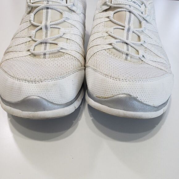 Skechers Wide Fit Memory Foam Woman's Slip on Walking Shoes, Size 10 - Picture 4 of 9